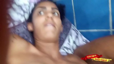 He put his cock in Novinha until he cums | teenager casting...