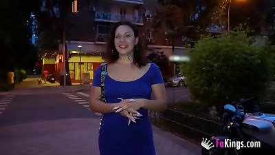 We test Serezade Monroe's anal LIMITS: Will she take it??