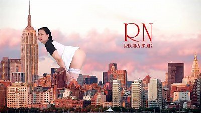 Wow! A huge woman without underpants walks around the city. She's as tall as King Kong! incredible showcase of a giantess! 2