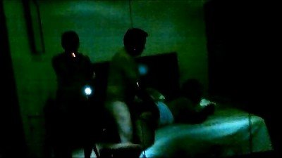 un amigo coje por el butt a mi mujer mientras ella me la chupa 9