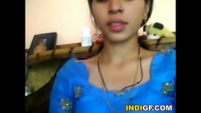 Indian nubile From My college unsheathes Her knockers