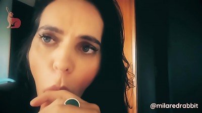 Lonely chick fellates her dildo carefully before prodding it up her ass