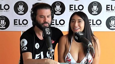 Verito Aguas passes through the spicy apartment in Mexico City