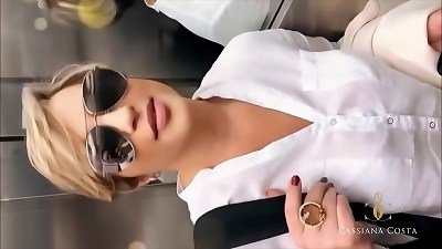 I went to a consultation with the GYNECOLOGIST, and he was my follower on social networks and the kitten didn't give up, he had to study everything for hours until he filled my throat with MILK - www.cassianacosta.com