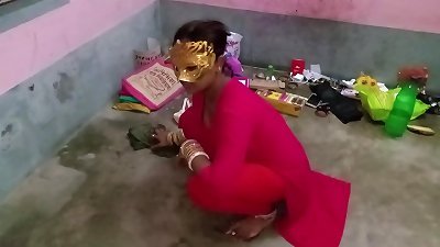 First Time Indian Maid Young Daughter Sucking Dick And i Pinch Her Boobs