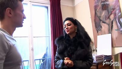 Marie-Louise, bourgeois beurette and dilated ass nymphomaniac