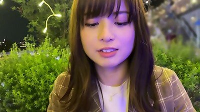 [Cuteness sans blind spots! The most intense style JD and Icharab SEX] As soon as I inject the jacuzzi with the recent Reiwa damsel school schoolgirl who shined as a Miscon finalist, I got horny and got an outdoor blowjob without worrying about the public