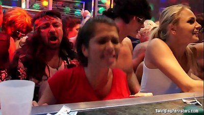 Club harlots deepthroat and pound